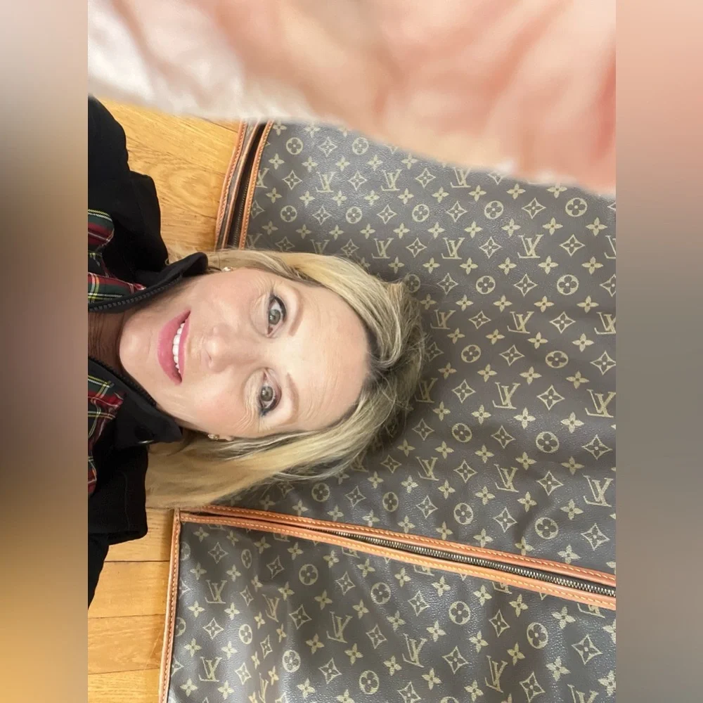 Louis Vuitton Garment Bag - Picture 2 of 14